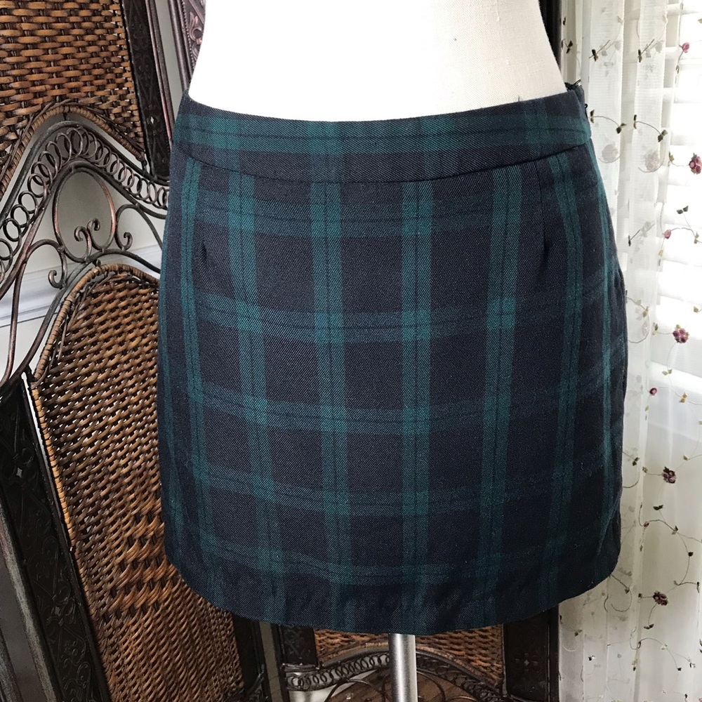 GAP Black and Dark Green Plaid Mini Skirt